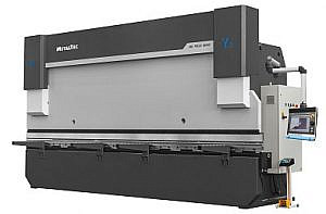 Фото 8 - MetalTec HBC 1000/6000 листогибочные гидравлические прессы с ЧПУ большого тоннажа.
